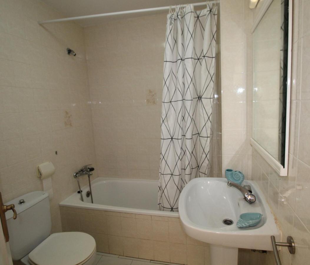 Carihuela Beach Apartment, 2Nd Line 토레몰리노스 외부 사진