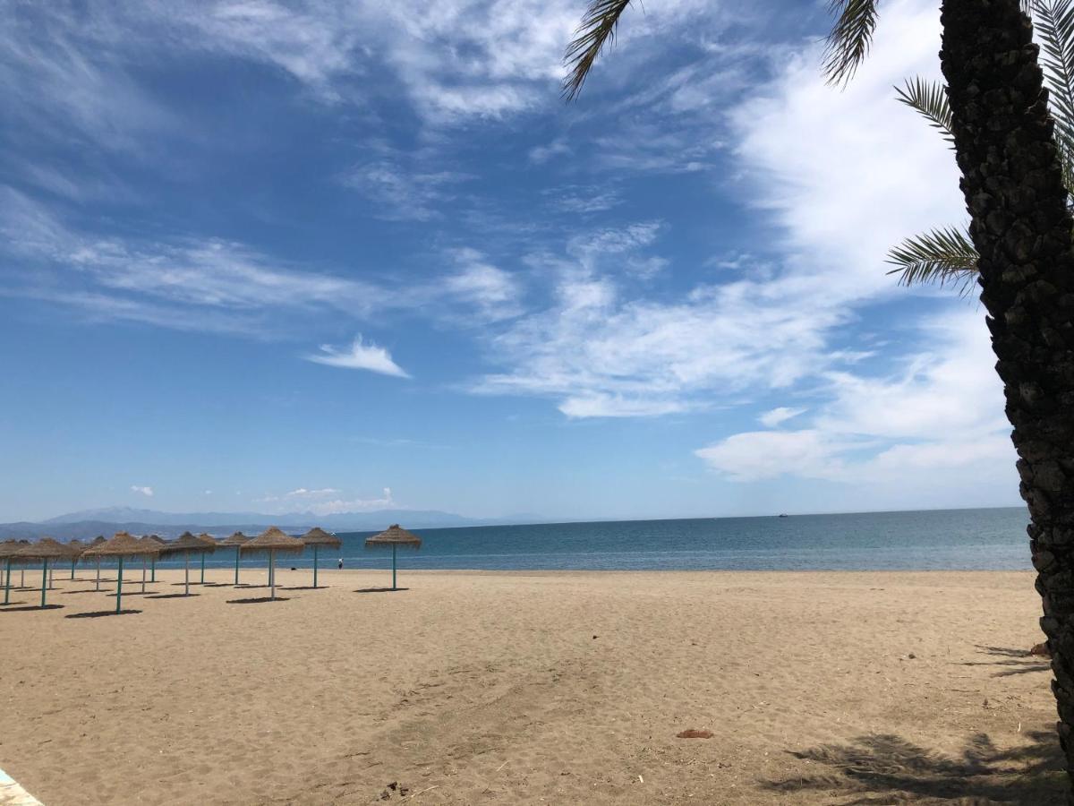 Carihuela Beach Apartment, 2Nd Line 토레몰리노스 외부 사진